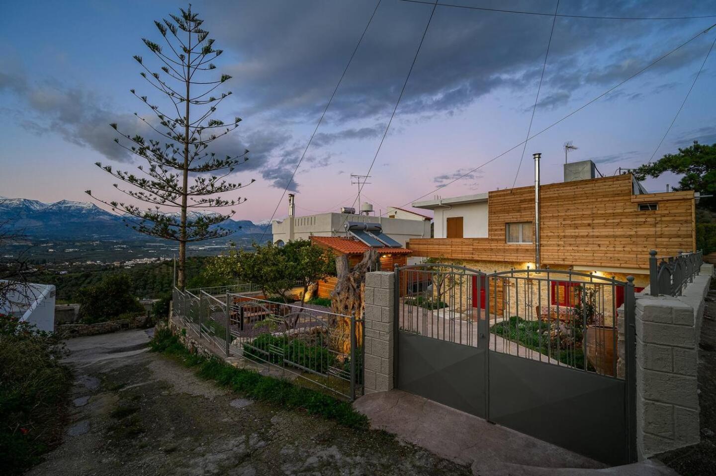 Physis Country House 2 Near Matala Beach & Faistos Kouses Exterior foto